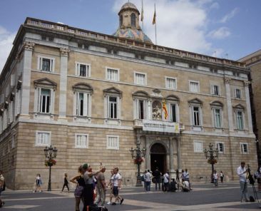 palau-generalitat-este-martes-1562670519711